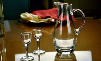 长期适量喝白酒，三个悄然变化可能找上你